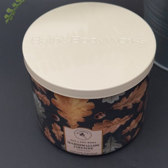 BBW Marshmallow Fireside Bath & Body Works 3 Wick Candle - Picture 4 of 10